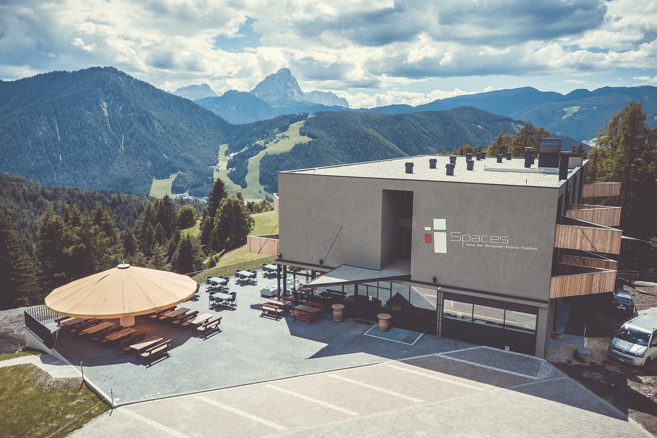 Hotel Spaces 3*